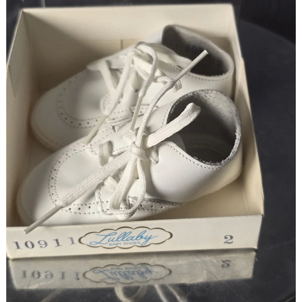 Lullaby Vintage Baby Shoes White Leather Oxford Lace Up Size 2 Christening